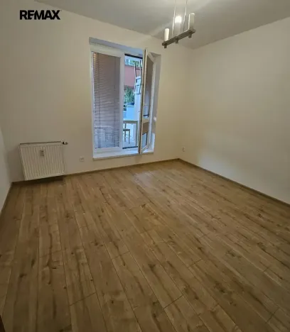Pronájem bytu 2+kk, Praha - Košíře, Plzeňská, 40 m2