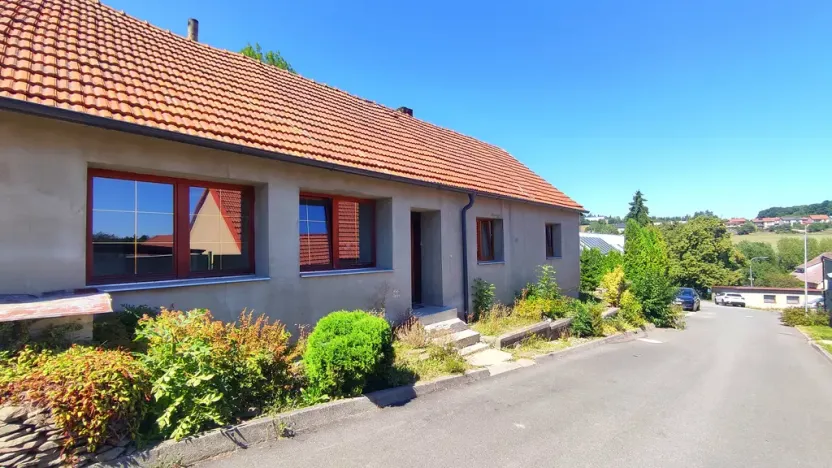 Prodej rodinného domu, 183 m², Lipová