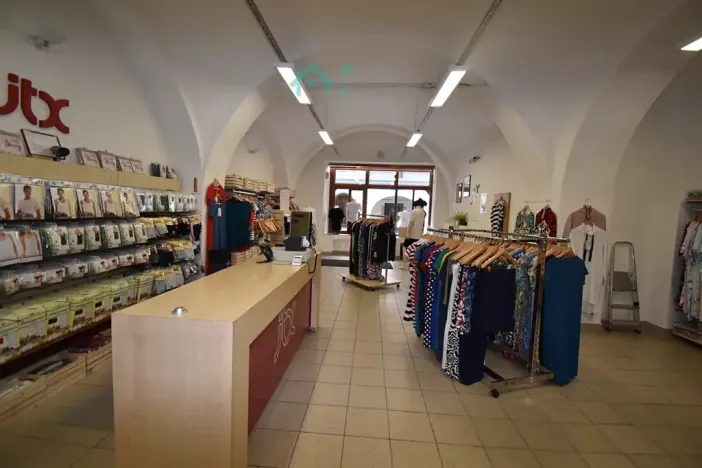 Pronájem obchodního prostoru, Chrudim, Štěpánkova, 120 m2