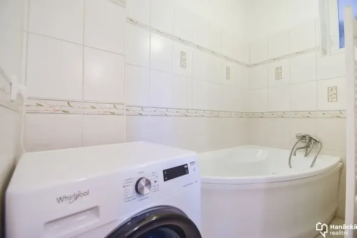 Prodej bytu 2+1, Olomouc, Dolní náměstí, 52 m2
