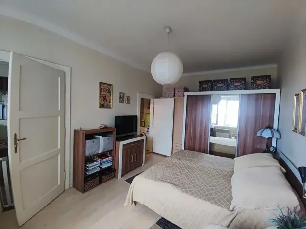 Pronájem bytu 2+kk, 44 m², Ambrožova, Praha, Žižkov