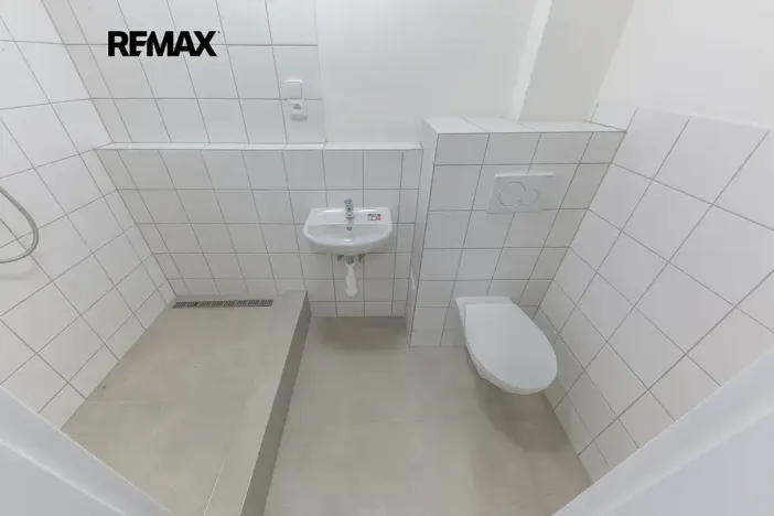 Prodej bytu 1+kk, Praha - Střížkov, Děčínská, 23 m2