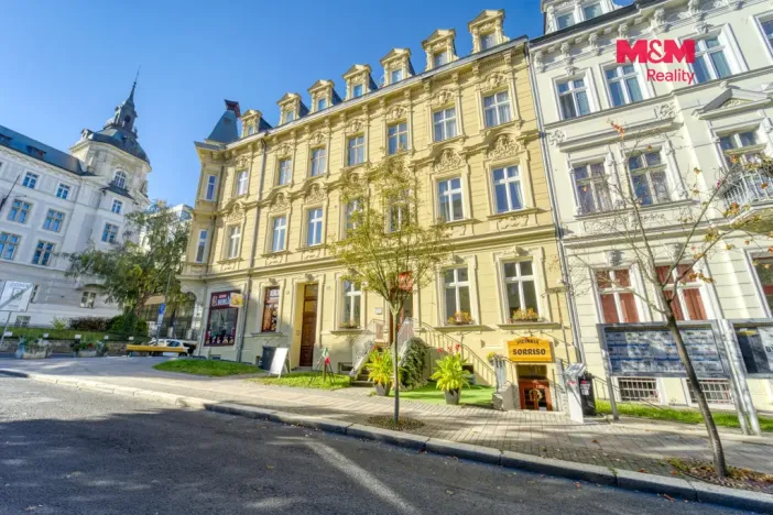 Pronájem obchodního prostoru, Karlovy Vary, Bělehradská, 100 m2