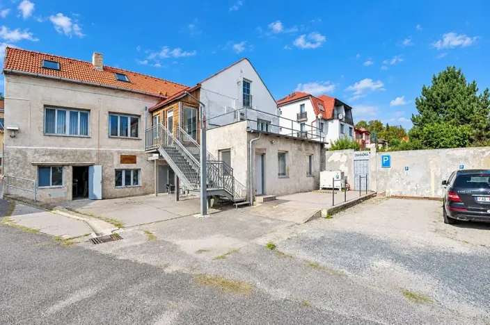 Prodej činžovního domu, Praha - Libeň, Davídkova, 558 m2