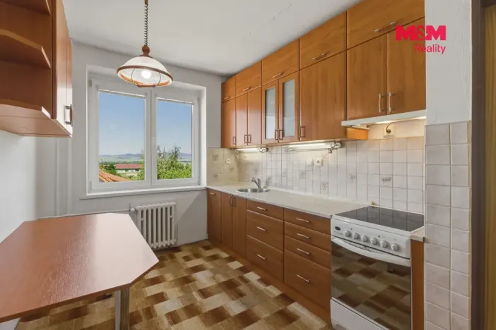 Prodej bytu 3+1, Slavětín, Nádražní, 64 m2