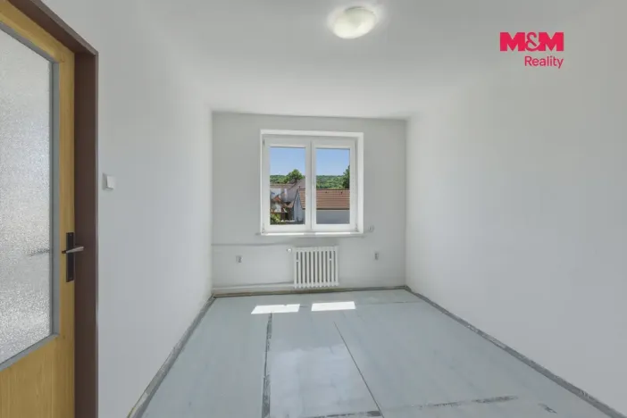 Prodej bytu 3+1, Slavětín, Nádražní, 64 m2