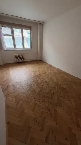 Pronájem bytu 2+1, Pardubice, Sladkovského, 75 m2