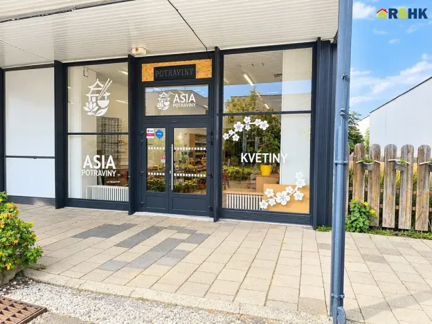 Pronájem obchodního prostoru, Žďár nad Sázavou, nám. Republiky, 150 m2