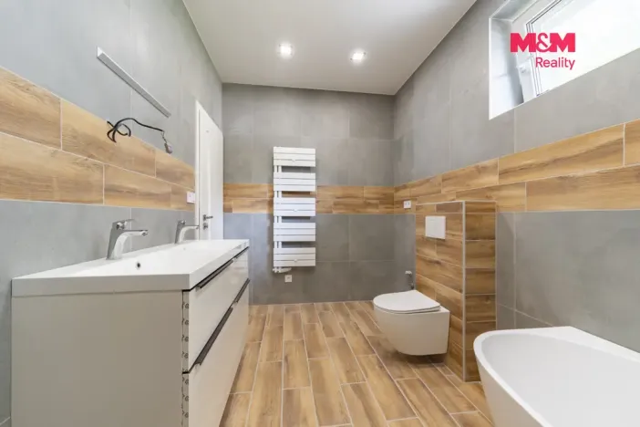 Prodej rodinného domu, Dasnice, 77 m2