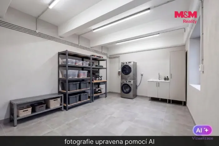 Prodej skladu, Praha, Jugoslávských partyzánů, 16 m2