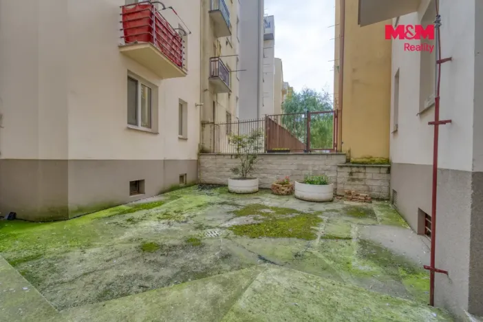 Prodej skladu, Praha, Jugoslávských partyzánů, 16 m2