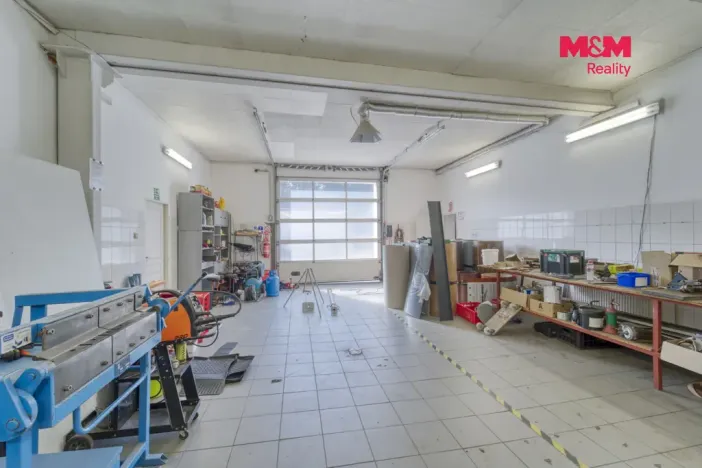 Prodej obchodního prostoru, Toužim, Plzeňská, 561 m2
