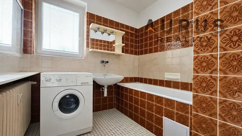 Pronájem bytu 4+1, Praha - Břevnov, Na Petřinách, 105 m2