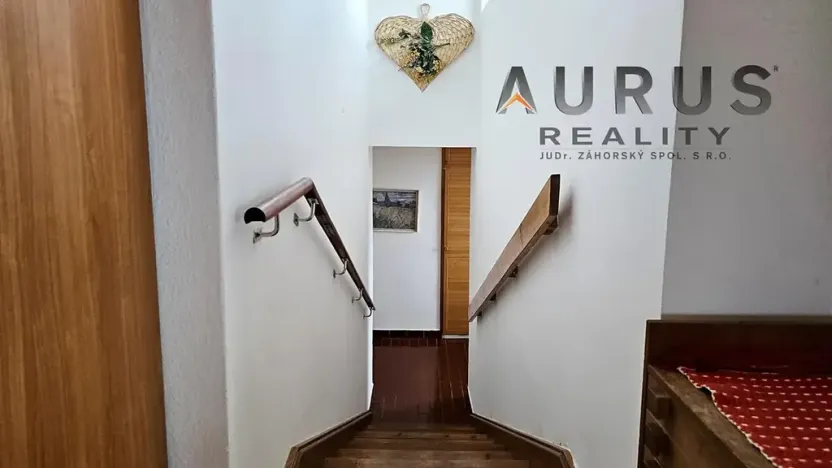 Pronájem bytu 4+1, Praha - Břevnov, Na Petřinách, 105 m2