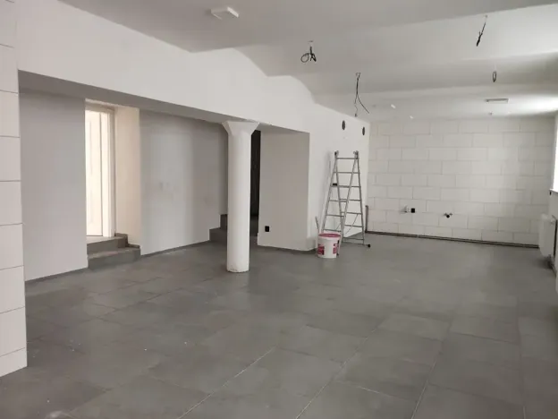 Pronájem komerční nemovitosti, Olomouc, Horní náměstí, 100 m2