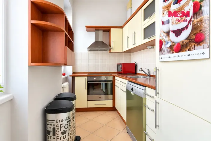 Pronájem bytu 2+kk, Hradec Králové - Pražské Předměstí, Pavla Hanuše, 64 m2