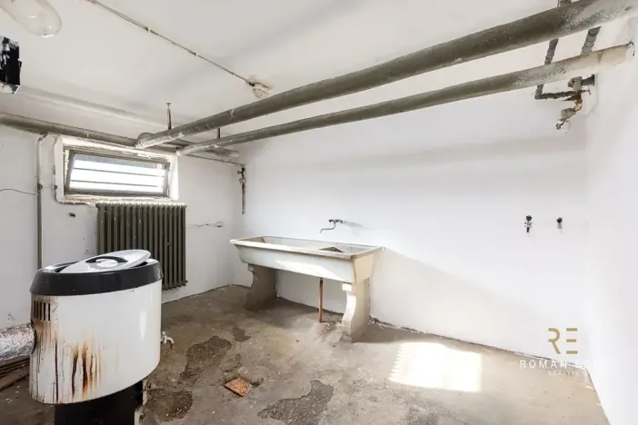 Prodej vícegeneračního domu, Praha - Liboc, Hostouňská, 278 m2