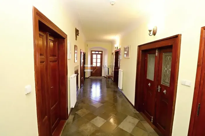 Pronájem bytu 1+1, Uhlířské Janovice, Václavské náměstí, 55 m2