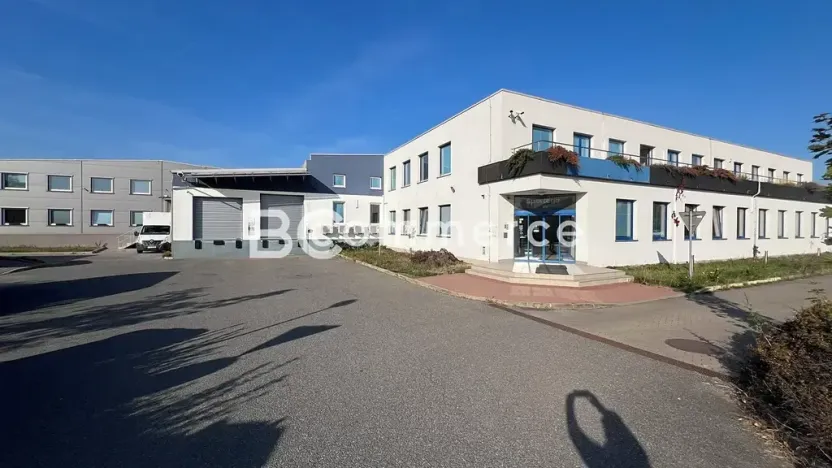 Pronájem skladu, Šlapanice, 4600 m2