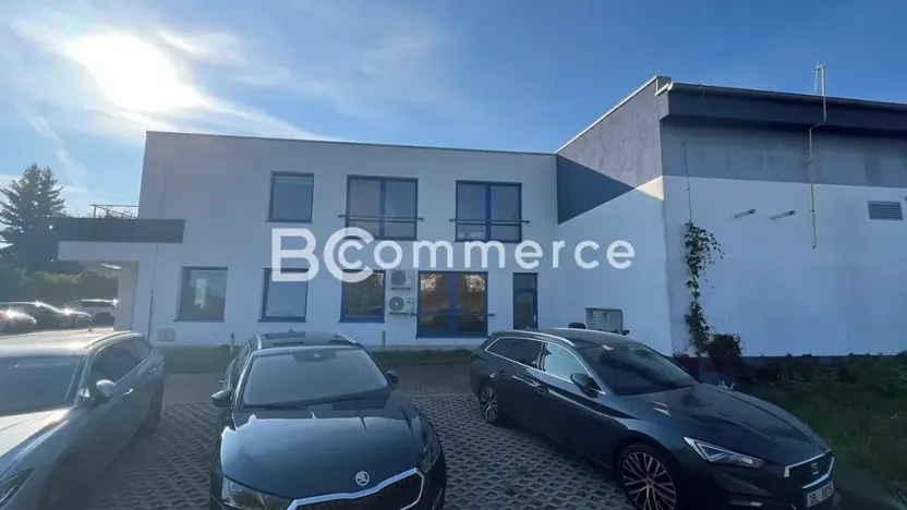 Pronájem skladu, Šlapanice, 4600 m2