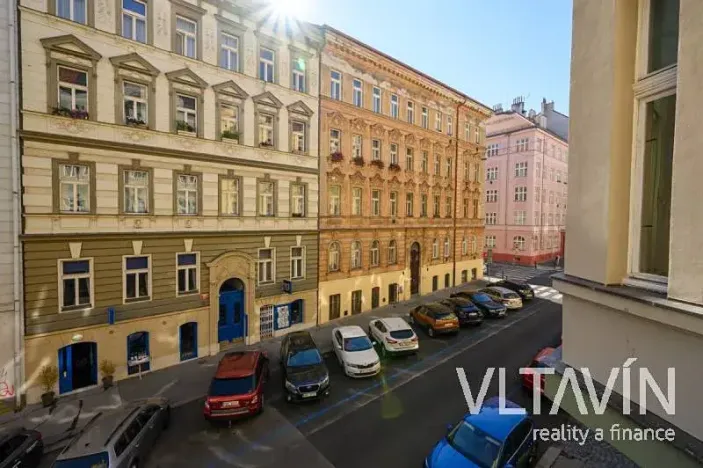 Pronájem bytu 2+kk, Praha - Bubeneč, U studánky, 57 m2