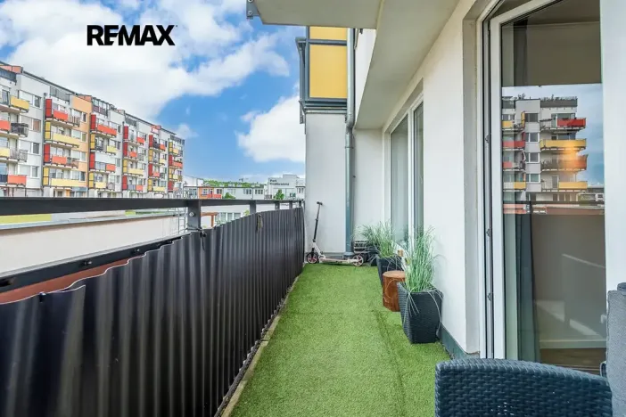 Pronájem bytu 2+kk, Praha - Vysočany, Pod Harfou, 55 m2