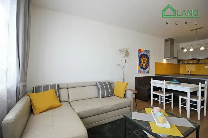 Pronájem bytu 3+kk, Brno, Bučkova, 68 m2