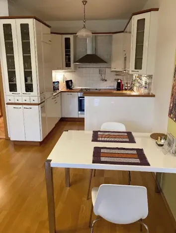 Pronájem bytu 2+kk, Praha - Strašnice, Názovská, 68 m2