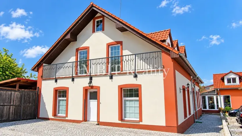 Pronájem kanceláře, Praha - Řepy, Žalanského, 80 m2
