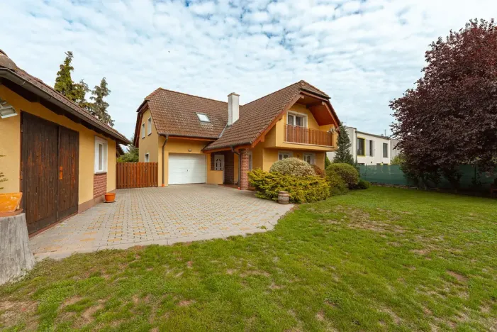 Prodej rodinného domu, Litovel - Myslechovice, 174 m2