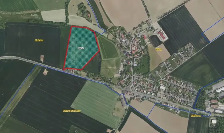 Prodej pozemku, 43216 m², Miskovice