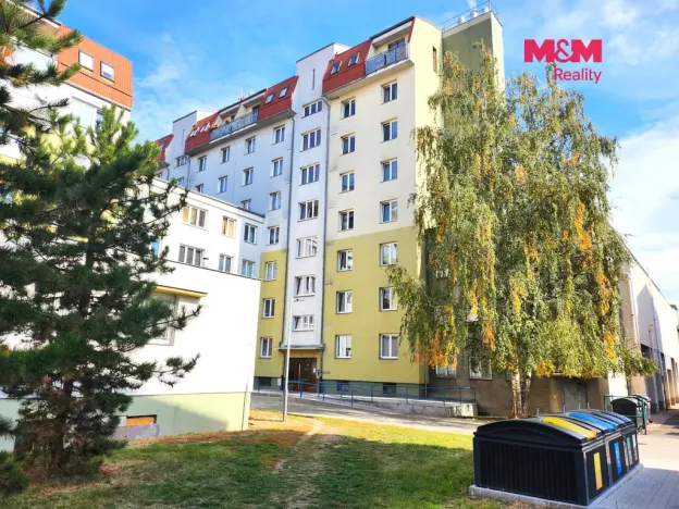 Prodej bytu 2+1, Louny, Tyršovo nám., 54 m2