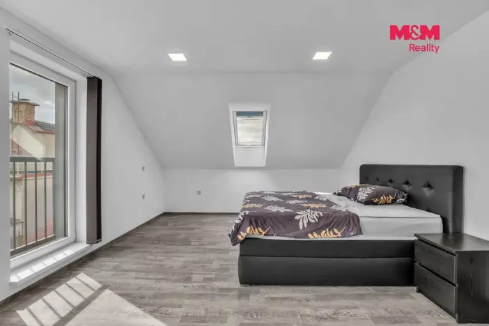 Prodej rodinného domu, Podhradí - Čejkovice, 225 m2