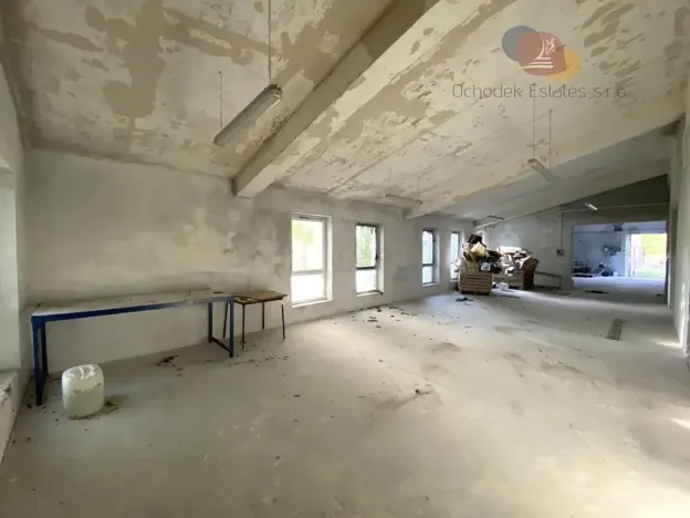 Prodej výrobních prostor, Dívčí Hrad, 4972 m2