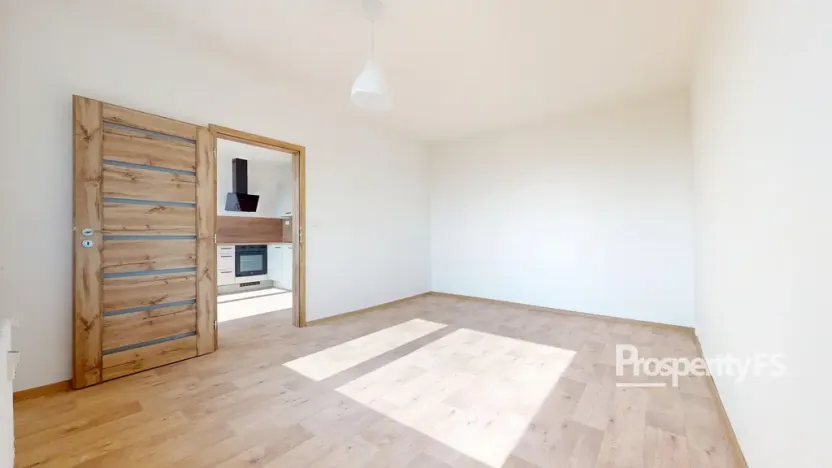 Pronájem bytu 1+1, Ústí nad Labem - Severní Terasa, Kmochova, 33 m2