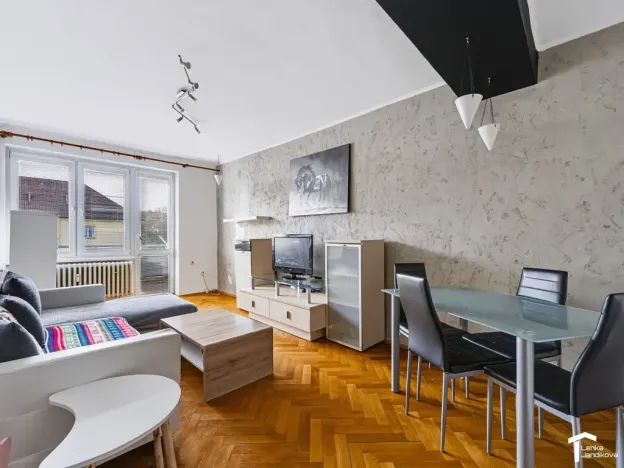Pronájem bytu 2+1, Pardubice - Zelené Předměstí, Pichlova, 52 m2