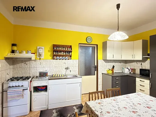Prodej rodinného domu, Podhořany u Ronova, 64 m2