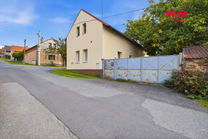Prodej rodinného domu, Krupá, 84 m2