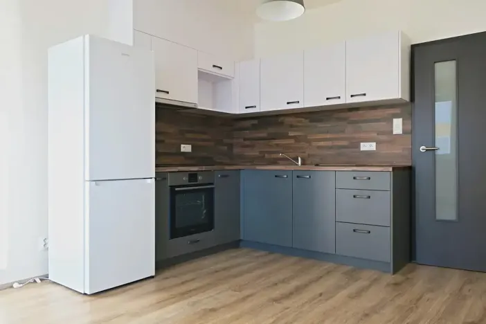 Pronájem bytu 2+kk, Brno, Novodvorská, 51 m2