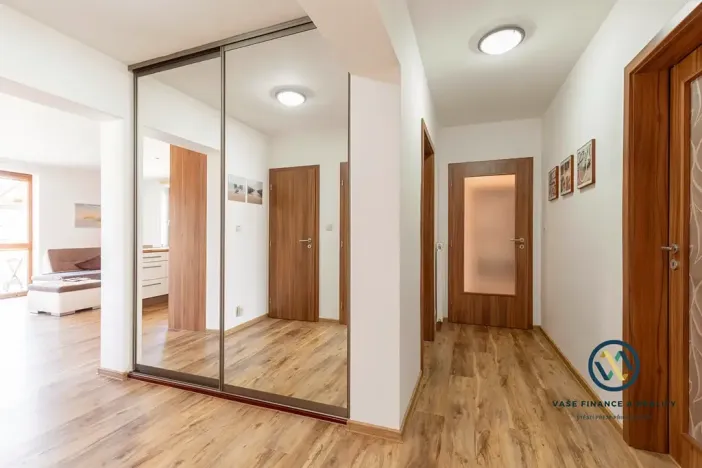 Prodej rodinného domu, Starovičky, 162 m2