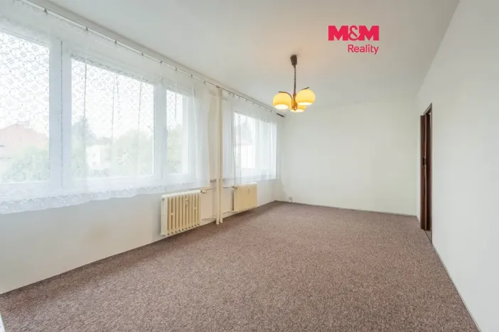 Pronájem bytu 2+1, Praha - Kobylisy, Košťálkova, 55 m2