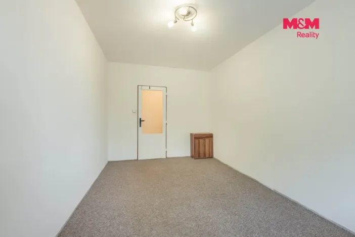 Pronájem bytu 2+1, Praha - Kobylisy, Košťálkova, 55 m2