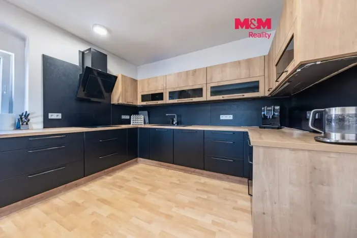 Prodej rodinného domu, 480 m², Krásný Les