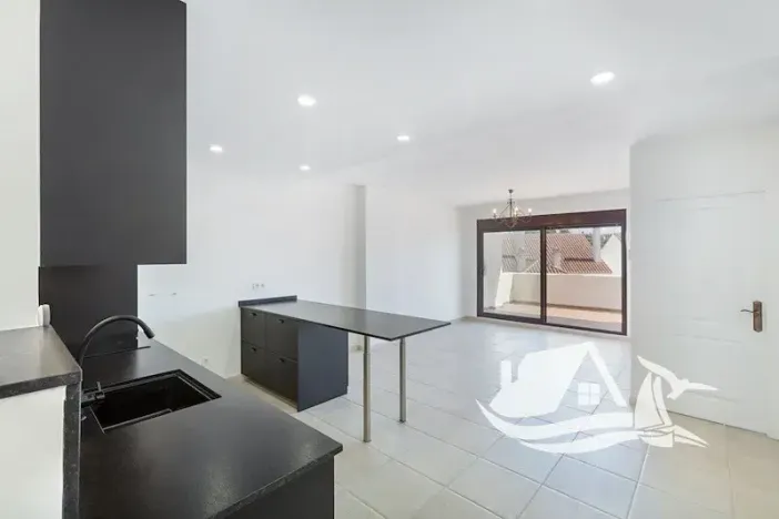 Prodej bytu 4+kk, Marbella, Španělsko, 95 m2