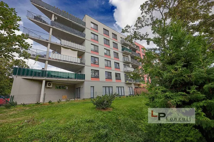 Prodej bytu 3+kk, Pardubice - Zelené Předměstí, Pod Vinicí, 111 m2