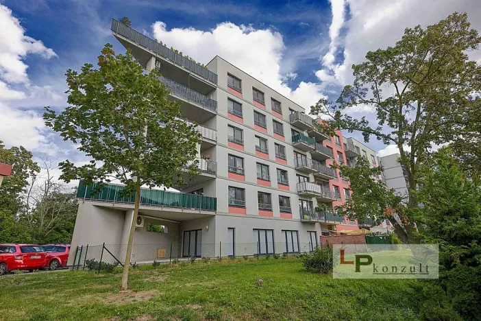 Prodej bytu 3+kk, Pardubice - Zelené Předměstí, Pod Vinicí, 111 m2