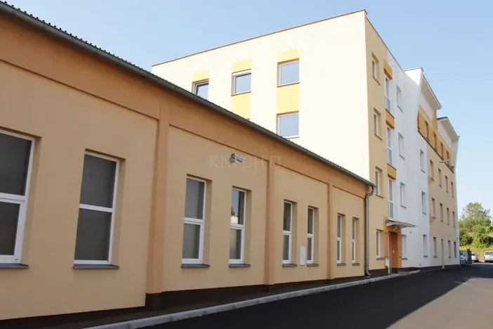 Pronájem komerčního prostoru, 16 m², Mariánskolázeňská, Karlovy Vary