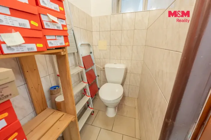Prodej obchodního prostoru, Slaný, Palackého, 70 m2