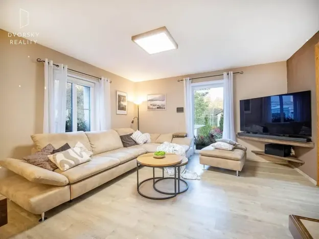 Prodej rodinného domu, Mladá Boleslav, Koněvova, 236 m2