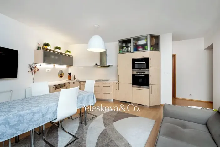 Prodej bytu 3+kk, Praha - Libuš, Libušská, 74 m2